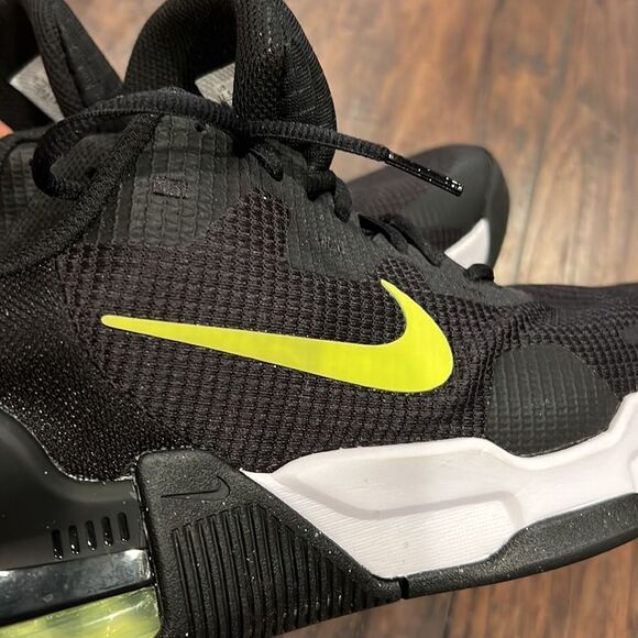 NIKE
CONTRASTING LOGO AIR MAX ALPHA FABRIC SNEAKERS size 11.5 EUC - Picture 6 of 11